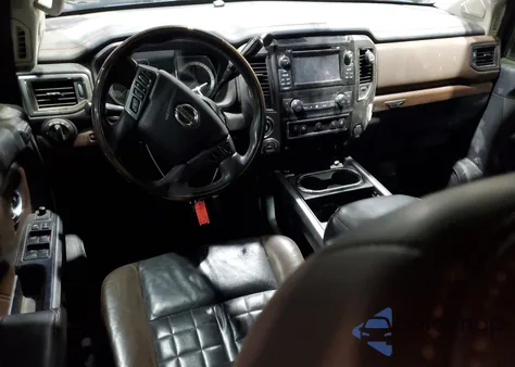 2016 Nissan Titan Xd Sl z USA, uszkodzony, nr VIN 1N6BA1F4XGN512932